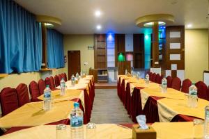 Zona de negocis o sala de conferències de Hotel Glory Garden