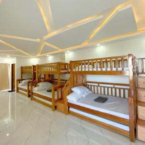 Foto dalla galleria di Jacobs Makiling Lakeview Resort a Los Baños