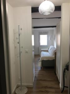 Postel nebo postele na pokoji v ubytování Petit cocoon Aixois