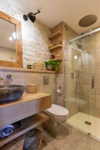 Imagen de la galería de Le Loft des Hospices : Centre/Parking/VueRiviere, en Beaune 12 fotos más