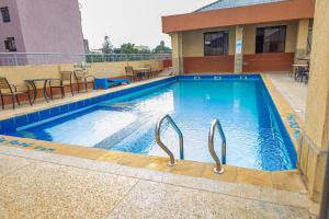 Bazén v ubytování Paleo Hotel and Spa, Thika nebo v jeho okolí