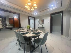 Foto dalla galleria di 2 BHK Townhouse at Pearl a Doha