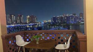 Balcone o terrazza di 2 BHK Townhouse at Pearl