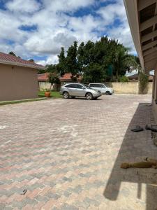 哈拉雷Goshen Creek的相册照片