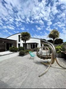 Το κτήριο όπου στεγάζεται  η βίλα