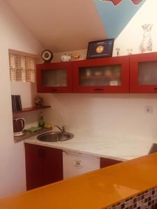 Una cocina o zona de cocina en 2A Apartments Bascarsija