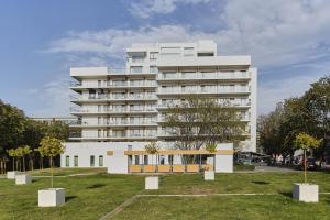 Budova, v ktorej sa apartmán nachádza