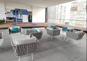 Posezení v ubytování DD Condominium 2Bedroom Sea view Georgetown Penang