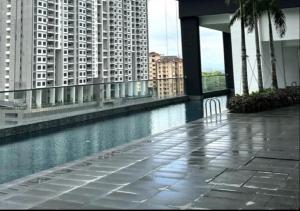 Bazén v ubytování DD Condominium 2Bedroom Sea view Georgetown Penang nebo v jeho okolí