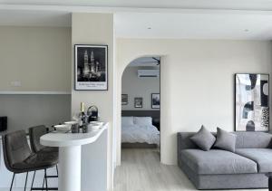 Posezení v ubytování DD Condominium 2Bedroom Sea view Georgetown Penang