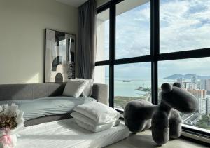 Postel nebo postele na pokoji v ubytování DD Condominium 2Bedroom Sea view Georgetown Penang