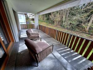 Posezení v ubytování Elegant apartment in Flims close to Lake Caumasee