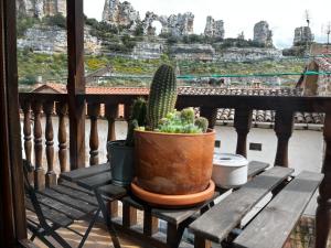 A balcony or terrace at La Milana, Orbaneja del Castillo