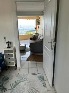 Istumisnurk majutusasutuses EDEN-F2 calme,terrasse,vue, plage