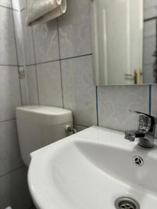Koupelna v ubytování Kiadó apartman