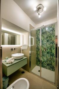 Ένα μπάνιο στο La Deliziosa