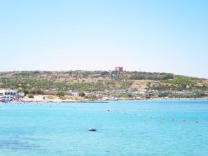 Gallery image of Close to beach unique & cozy apartment 3 balconies country Views in Mellieħa
