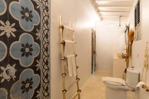 Atalaya Villas Nusa Penida - Adults only的一间浴室