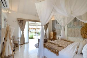 Atalaya Villas Nusa Penida - Adults only客房内的一张或多张床位