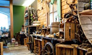 Restoran ili drugo mesto za obedovanje u objektu Weingut Buschenschank Schneiderannerl
