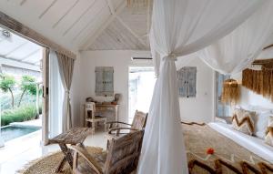 Atalaya Villas Nusa Penida - Adults only的休息区
