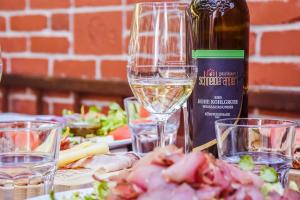Pića u objektu Weingut Buschenschank Schneiderannerl