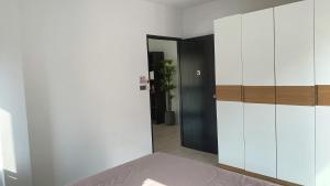 Afbeelding uit fotogalerij van GREEN HILLS VILLAS - Dan An House in Patong Beach