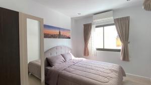 Afbeelding uit fotogalerij van GREEN HILLS VILLAS - Dan An House in Patong Beach