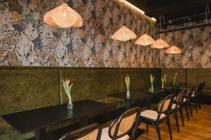 Rioca Stuttgart Posto 6餐厅或其他用餐的地方