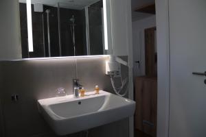 Koupelna v ubytování Hotel-Restaurant Zur Traube