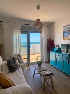 Zdjęcie z galerii obiektu Ático Al Sol en primera línea de playa w mieście Rota