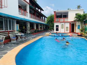Πισίνα στο ή κοντά στο Badladz Staycation Condos +43 φωτογραφίες