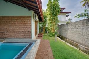 Πισίνα στο ή κοντά στο Mandari Villa