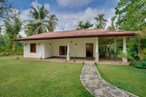 Κήπος έξω από το Mandari Villa