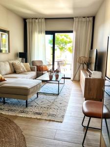 Χώρος καθιστικού στο BONAVISTA PLATJA BEGUR