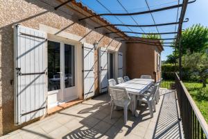 Balkón nebo terasa v ubytování Villa de Maithe