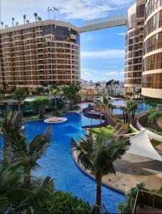 Bazén v ubytování Private and Stylish Retreat Haven - Luxurious Pool and Gym by SYM B633 nebo v jeho okolí