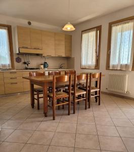 Kuchyň nebo kuchyňský kout v ubytování Casa dei Prati
