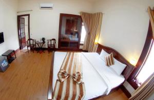 TV a/nebo společenská místnost v ubytování Kieu Anh Hotel Vung Tau