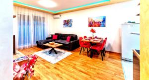 Prostor za sedenje u objektu Royal Apartman