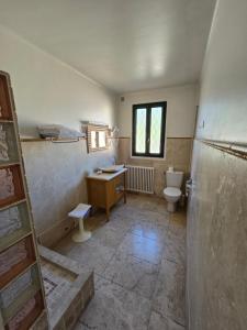 Koupelna v ubytování Auberge les Aromes