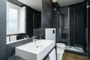 Koupelna v ubytování Limehome Lisbon Calçada do Cardeal