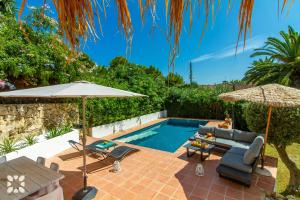 Bazén v ubytování Villa Casa Pipa by Abahana Villas nebo v jeho okolí