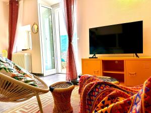 Μια τηλεόραση ή/και κέντρο ψυχαγωγίας στο La casa sulla collina - apt. 1