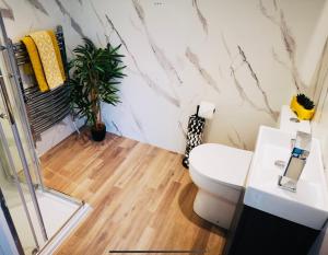 Koupelna v ubytování Harling House - Prestwick - 4 bedrooms + 7 fotografií