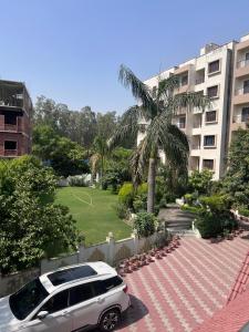 Κήπος έξω από το Kusum Villa