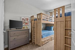 Una cama o camas en una habitación de Entrada at Moab 421