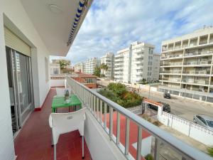 Balkón nebo terasa v ubytování Apartamentos Gandia-Daimuz 3000