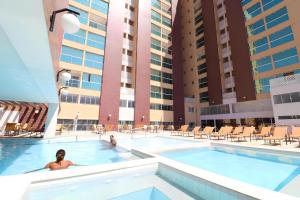 A piscina localizada em Piazza com acesso ao Acqua Park temporada Cn - luciana ou nos arredores