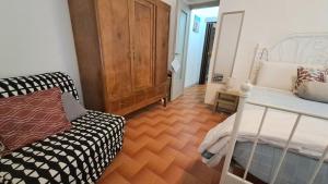 Ένα ή περισσότερα κρεβάτια σε δωμάτιο στο Blue Breeze Apartment +68 φωτογραφίες